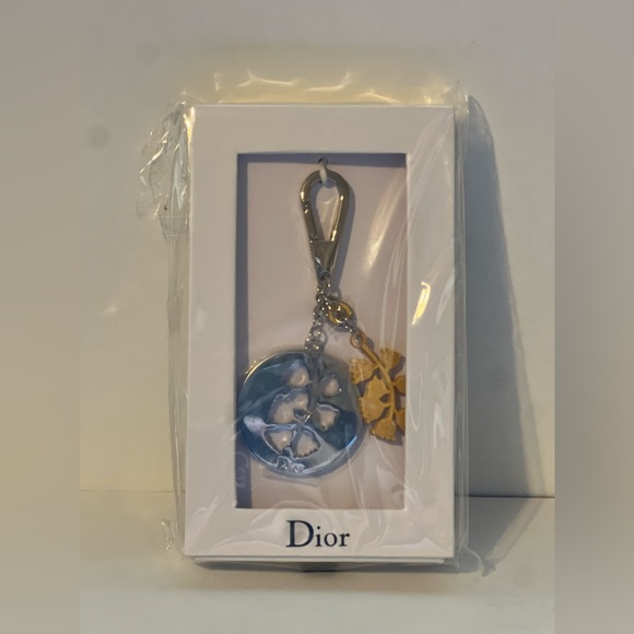 Dior Lily of the Valley Key Holder - Picture 1 of 4